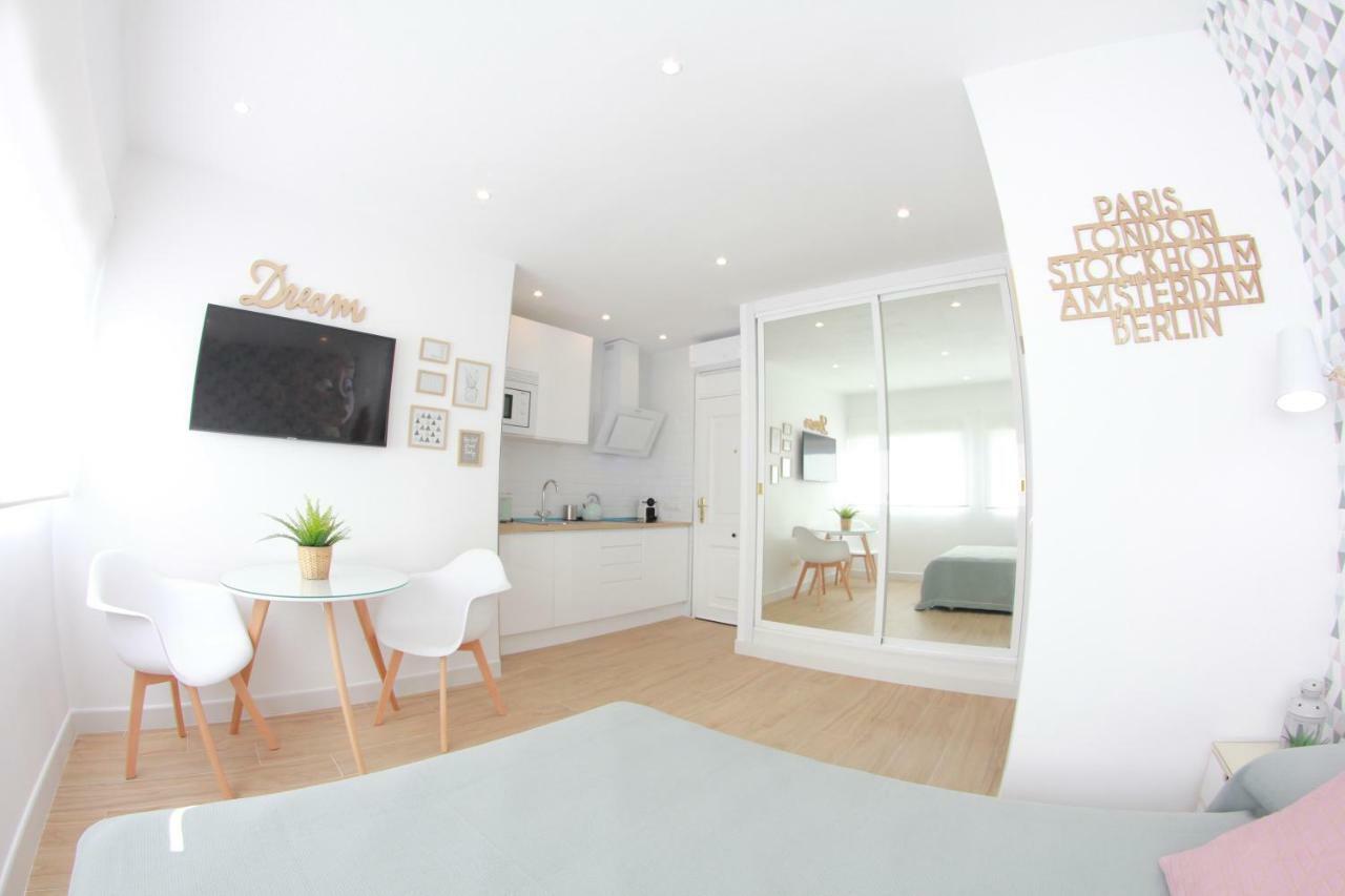 ［トレモリーノス市内中心部］スタジオ アパートメント（25 m²）／1バスルーム トレモリノス エクステリア 写真
